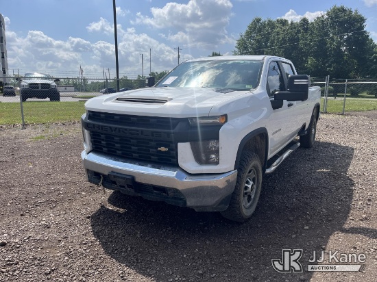 (Louisville, OH) 2020 Chevrolet Silverado 2500HD 4x4 Crew-Cab Pickup Truck Runs & Moves) (Engine Per
