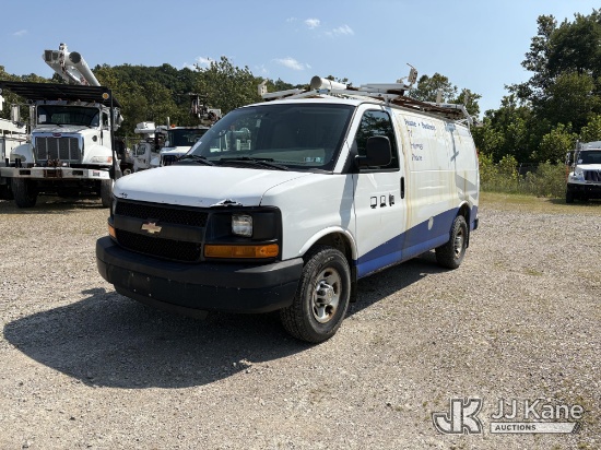 (Smock, PA) 2013 Chevrolet Express G2500 Cargo Van Runs & Moves) (Corrosion) (Seller States: Needs W