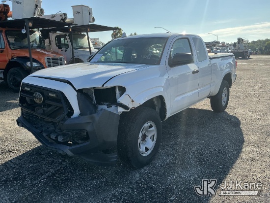 (Plymouth Meeting, PA) 2019 Toyota Tacoma Extended-Cab Pickup Truck Collision Issues, Wrecked) (Air