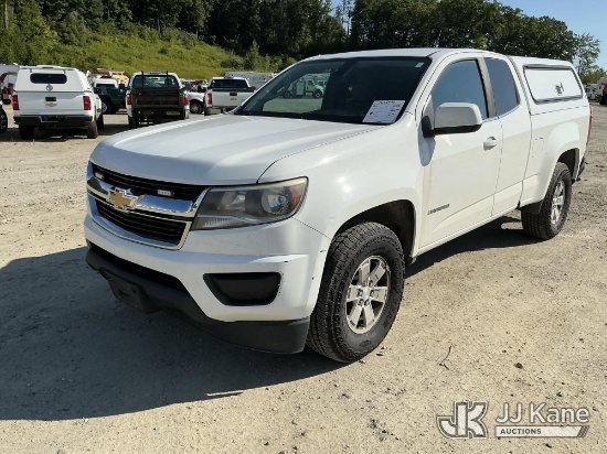 (Shrewsbury, MA) 2016 Chevrolet Colorado 4x4 Extended-Cab Pickup Truck Runs & Moves
