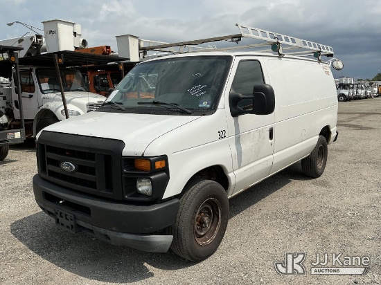(Plymouth Meeting, PA) 2012 Ford Econoline E-350 Super Duty Cargo Van Runs & Moves) (Exterior Defect