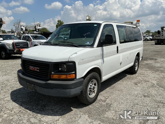 (Plymouth Meeting, PA) 2013 GMC Savana G2500 Cargo Van Runs & Moves