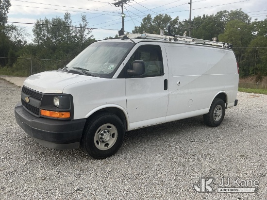(Fort Wayne, IN) 2017 Chevrolet Express G2500 Cargo Van Runs & Moves) (Transmission/Drivetrain Perfo