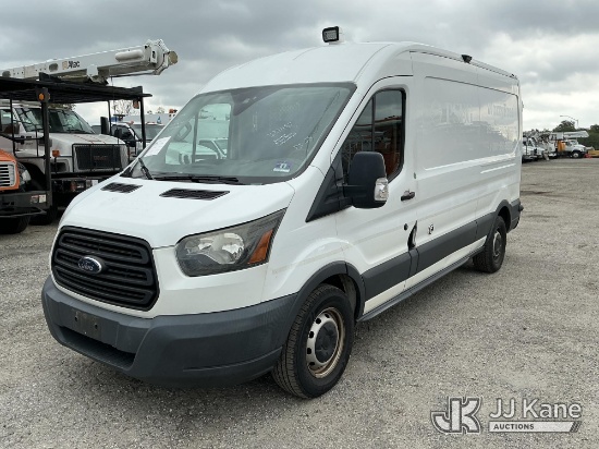 (Plymouth Meeting, PA) 2017 Ford Transit 350 Cargo Van Runs & Moves) (Exterior Defects) (Windshield