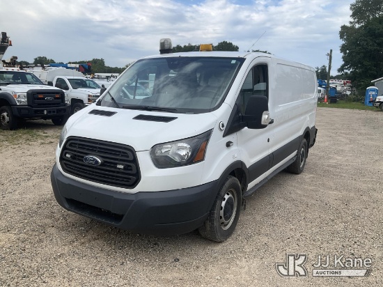 (Charlotte, MI) 2017 Ford Transit 250 Van Low Roof w/Sliding Pass. 130-in. WB Cargo Van Runs & Moves
