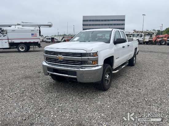 (Louisville, OH) 2018 Chevrolet Silverado 2500HD Extended-Cab Pickup Truck, 1- Fuel Tank 1- Weather