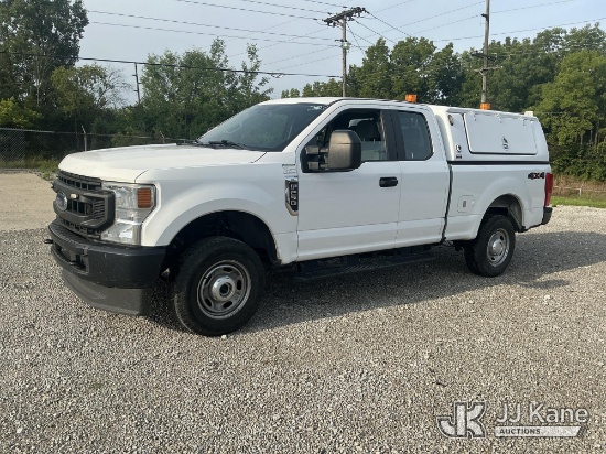 (Fort Wayne, IN) 2020 Ford F250 4x4 Extended-Cab Pickup Truck Runs & Moves
