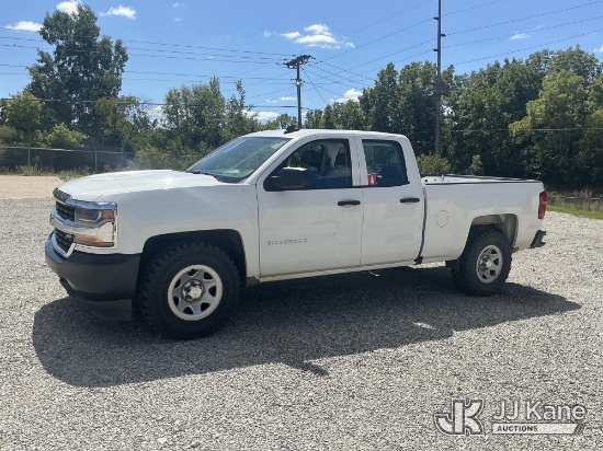 (Fort Wayne, IN) 2018 Chevrolet Silverado 1500 Work Truck Double Cab Extended-Cab Pickup Truck Runs