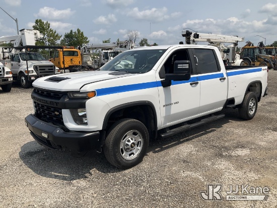 (Plymouth Meeting, PA) 2021 Chevrolet Silverado 2500HD Crew-Cab Pickup Truck Runs & Moves) (Collisio