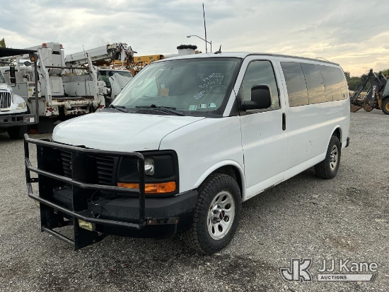 (Plymouth Meeting, PA) 2013 GMC Savana G1500 AWD Cargo Window Van Runs & Moves)