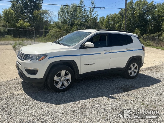 (Fort Wayne, IN) 2019 Jeep Compass Latitude 4-Door Sport Utility Vehicle Runs & Moves) (Dash Warning