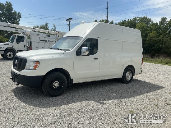 (Fort Wayne, IN) 2016 Nissan NV High-Top Cargo Van Runs & Moves) (Corrosion