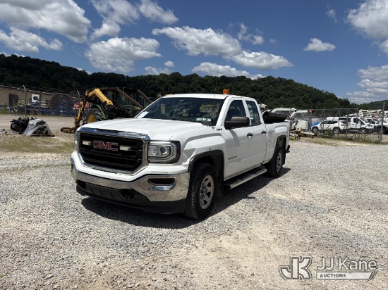 (Smock, PA) 2019 GMC Sierra 1500 4x4 Crew-Cab Pickup Truck Runs & Moves) (Exterior Defects