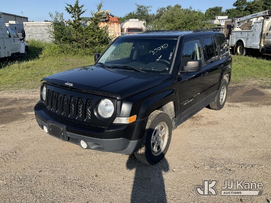(Bellport, NY) 2015 Jeep Patriot Sport 4-Door Sport Utility Vehicle Runs & Moves