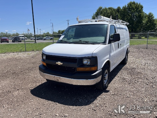 (Louisville, OH) 2014 Chevrolet Express 2500 Cargo Van (Runs & Moves) (Dash Warning Indicators On) (