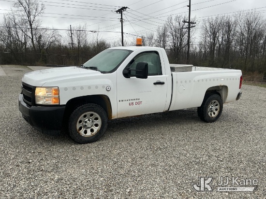 (Fort Wayne, IN) 2007 Chevrolet Silverado 1500 Pickup Truck Runs & Moves) (Corrosion