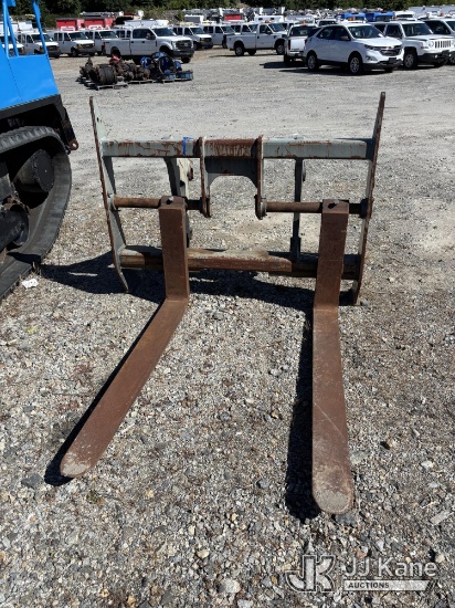(Shrewsbury, MA) Paladin 60 inch Komatsu Wheel Loader Forks NOTE: This unit is being sold AS IS/WHER