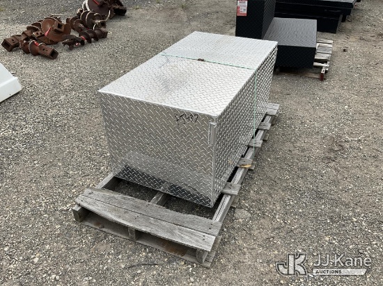 (Plymouth Meeting, PA) (2) Transfer Tanks NOTE: This unit is being sold AS IS/WHERE IS via Timed Auc