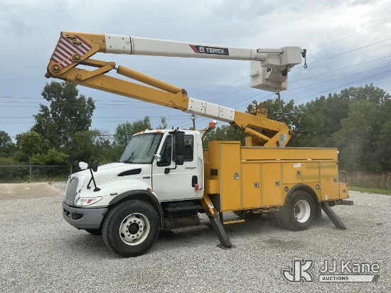 (Fort Wayne, IN) Hi-Ranger HR-50M, Material Handling Bucket Truck rear mounted on 2014 International