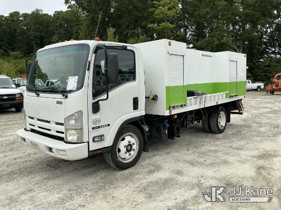 (Shrewsbury, MA) 2013 Isuzu NQR Spray Truck Runs & Moves) (Engine Won't Stay Running Without A Batte