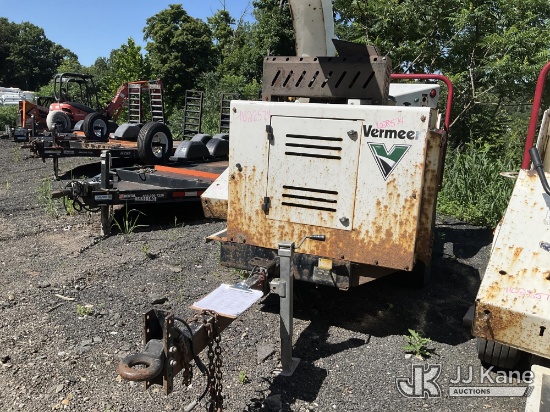(Branchville, NJ) 2018 Vermeer BC1000XL Portable Chipper (12in Drum) Runs) (Seller States: over heat