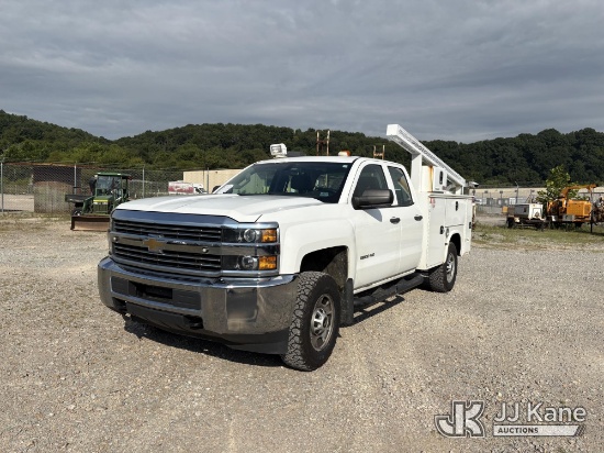 (Smock, PA) 2017 Chevrolet Silverado 2500HD 4x4 Service Truck Runs & Moves
