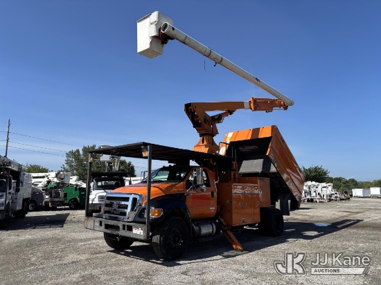 (Plymouth Meeting, PA) Altec LR760E70, Over-Center Elevator Bucket Truck mounted behind cab on 2015
