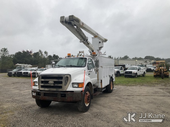 (Bellport, NY) Terex/HiRanger SC42, Over-Center Bucket Truck center mounted on 2006 Ford F-750 Utili