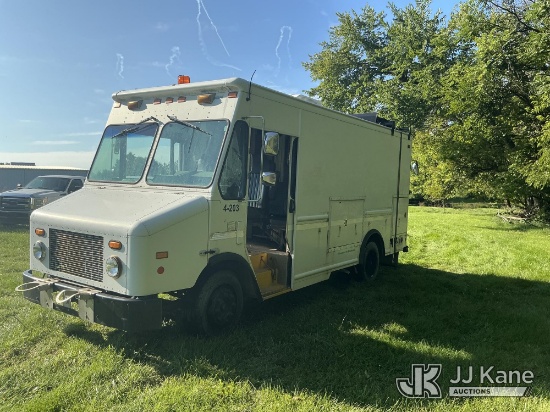(Charles Town, WV) 2008 Freightliner MT45 Chassis Step Van Runs & Moves) (Dash Warning Indicators On