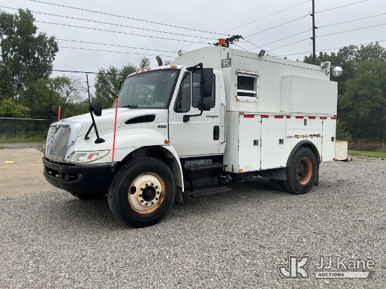 (Fort Wayne, IN) 2012 International 4300 Air Compressor/Enclosed Utility Truck Runs & Moves) (Corros