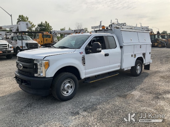 (Plymouth Meeting, PA) 2017 Ford F350 4x4 Extended-Cab Enclosed Service Truck Runs & Moves, Dash War
