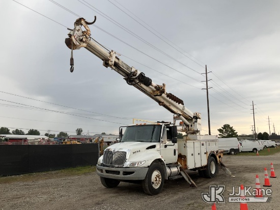 (Charlotte, MI) Altec DM47-TR, Digger Derrick rear mounted on 2009 International 4300 Utility Truck