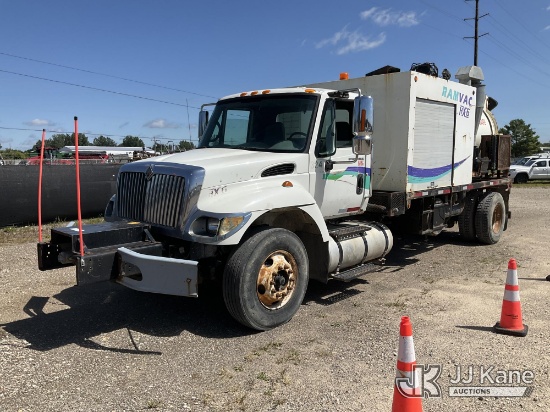 (Charlotte, MI) 2006 International 7400 Vacuum Excavation Truck Runs, Moves & PTO Engages) (Hydrauli