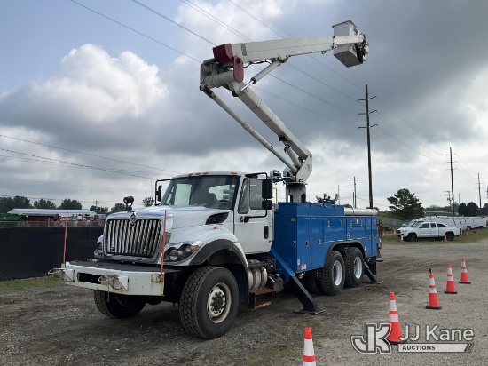 (Charlotte, MI) HiRanger TL55, Articulating & Telescopic Material Handling Bucket Truck center mount