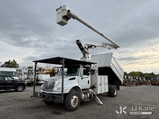 (Plymouth Meeting, PA) Altec LR760-E70, Over-Center Elevator Bucket Truck mounted behind cab on 2017