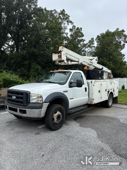 (Carlisle, PA) Versalift SST40, Articulating & Telescopic Bucket Truck rear mounted on 2007 Ford F-5