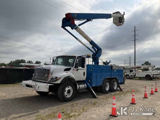 (Charlotte, MI) HiRanger TL55, Articulating & Telescopic Material Handling Bucket Truck rear mounted