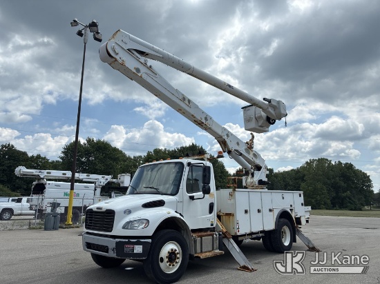 (Ashland, OH) Altec AA55, Material Handling Bucket Truck rear mounted on 2020 Freightliner M2-106 Ut