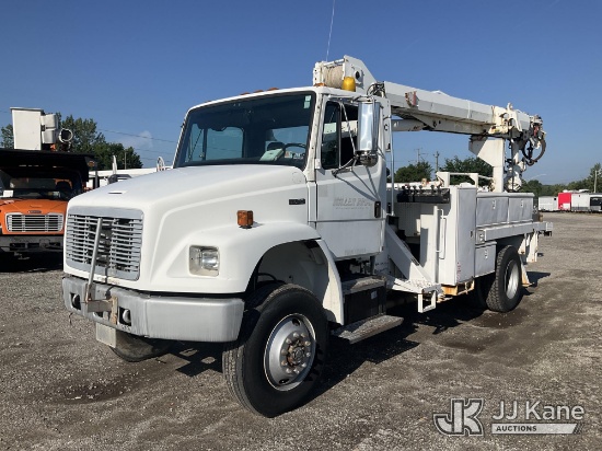 (Plymouth Meeting, PA) Altec D845-ATB, Digger Derrick mounted behind cab on 2001 Freightliner FL70 F