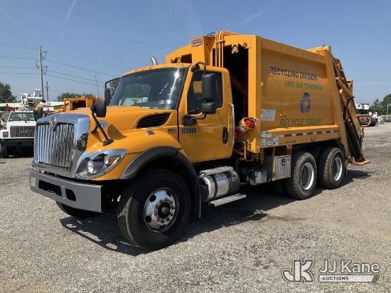 (Plymouth Meeting, PA) 2020 International HV607 Trash Truck Runs Moves & Operates