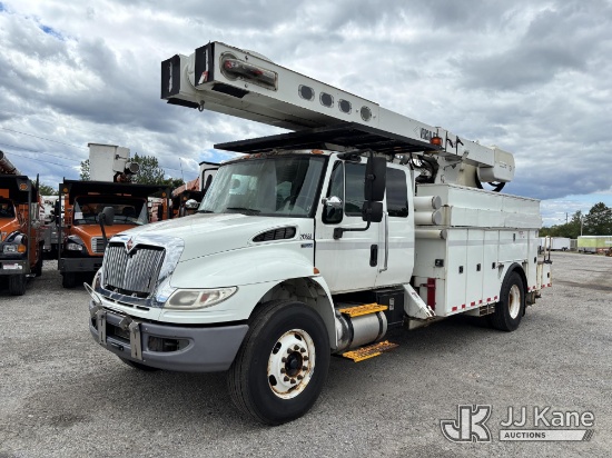 (Plymouth Meeting, PA) Versalift VO350MHI-01, Over-Center Material Handling Bucket Truck center moun