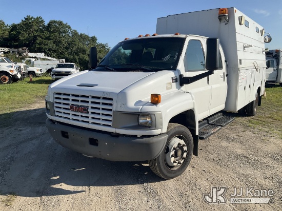 (Bellport, NY) 2007 GMC C5500 Crew-Cab Enclosed Service Truck Runs & Moves) (Brake System Non-Operat
