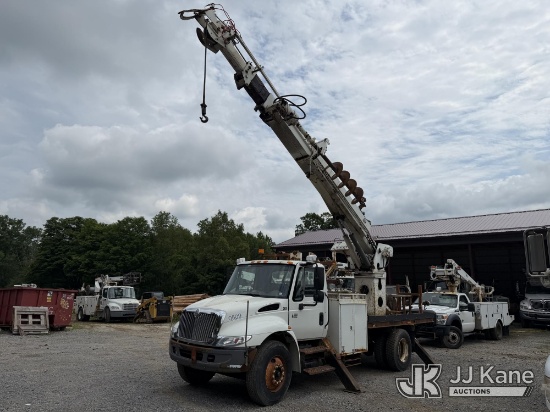(Atlantic, PA) Telelect Commander 5048, Digger Derrick rear mounted on 2004 International 4300 Utili