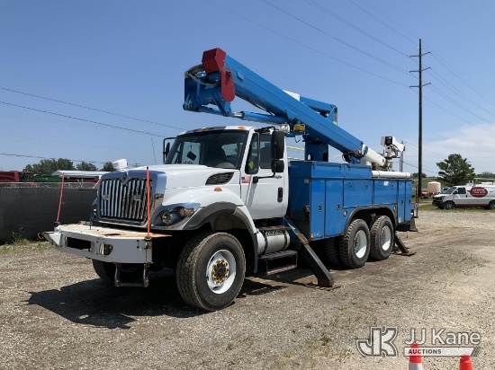 (Charlotte, MI) HiRanger TL55, Articulating & Telescopic Material Handling Bucket Truck center mount