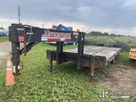 (Charlotte, MI) 2015 Interstate G20DT T/A Goose Neck Equipment Trailer Seller States: Deck Boards Ne