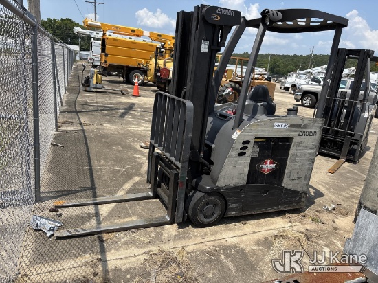 (Conway, AR) Crown Stand-Up Forklift Conditions Unknown