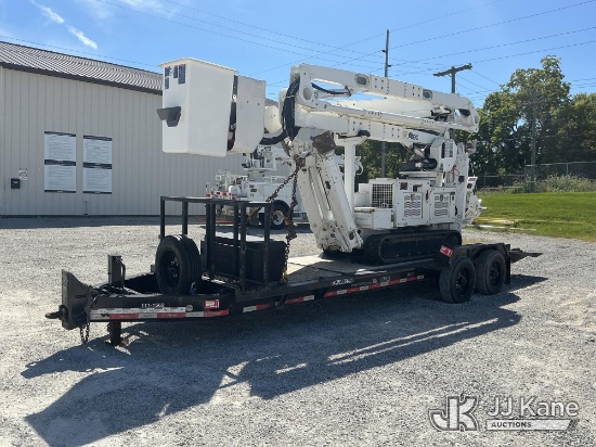 (Fort Wayne, IN) Altec TDA58, Articulating & Telescopic Bucket mounted on 2021 Altec TDA58 Tracked B