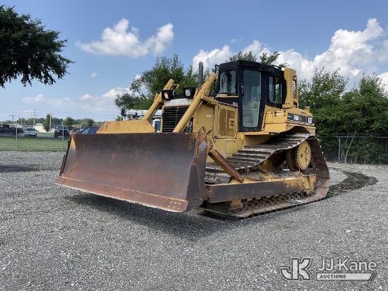 (Wakarusa, IN) 1997 Caterpillar D6R Crawler Tractor, Comes with PA56 Winch. Start, Runs, Moves & Ope