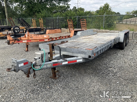 (Plymouth Meeting, PA) 2016 Sauber 1580-BT Tilt-top Tagalong Equipment Trailer Exterior Defect-Rear