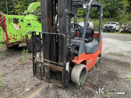 (Branchville, NJ) 1999 Toyota 7FGCU25 Solid Tired Forklift Not Running Condition Unknown) (Removal i